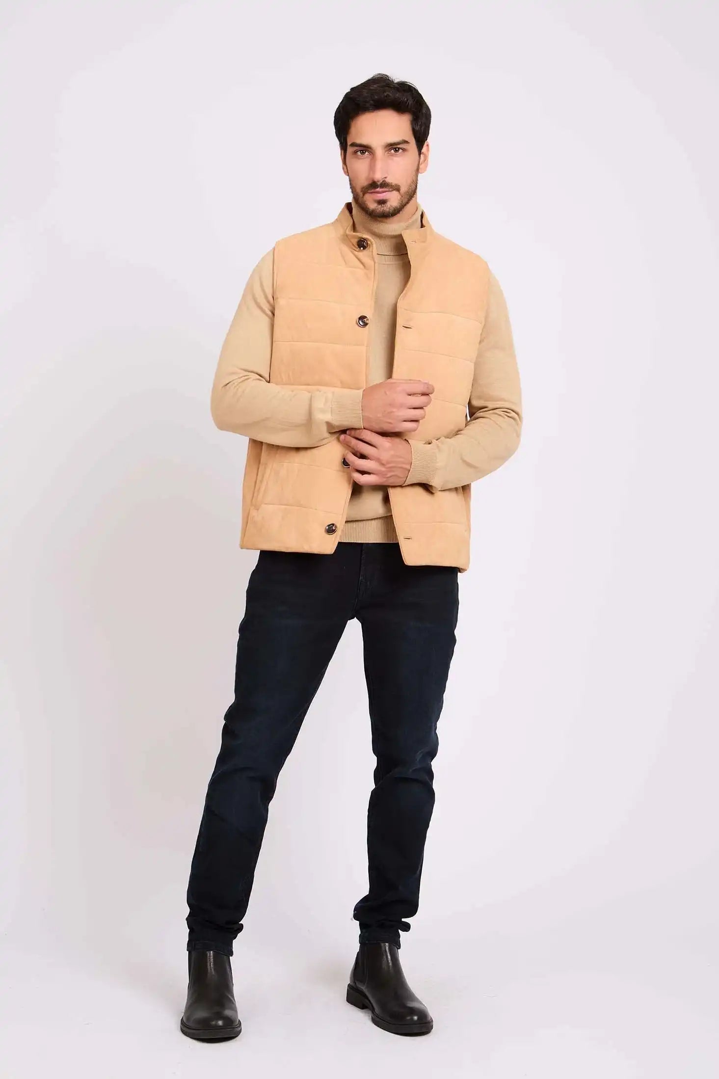 Men Regular Fit Vest Brown