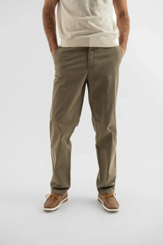Stretch Cotton Tapered Chinos Pants