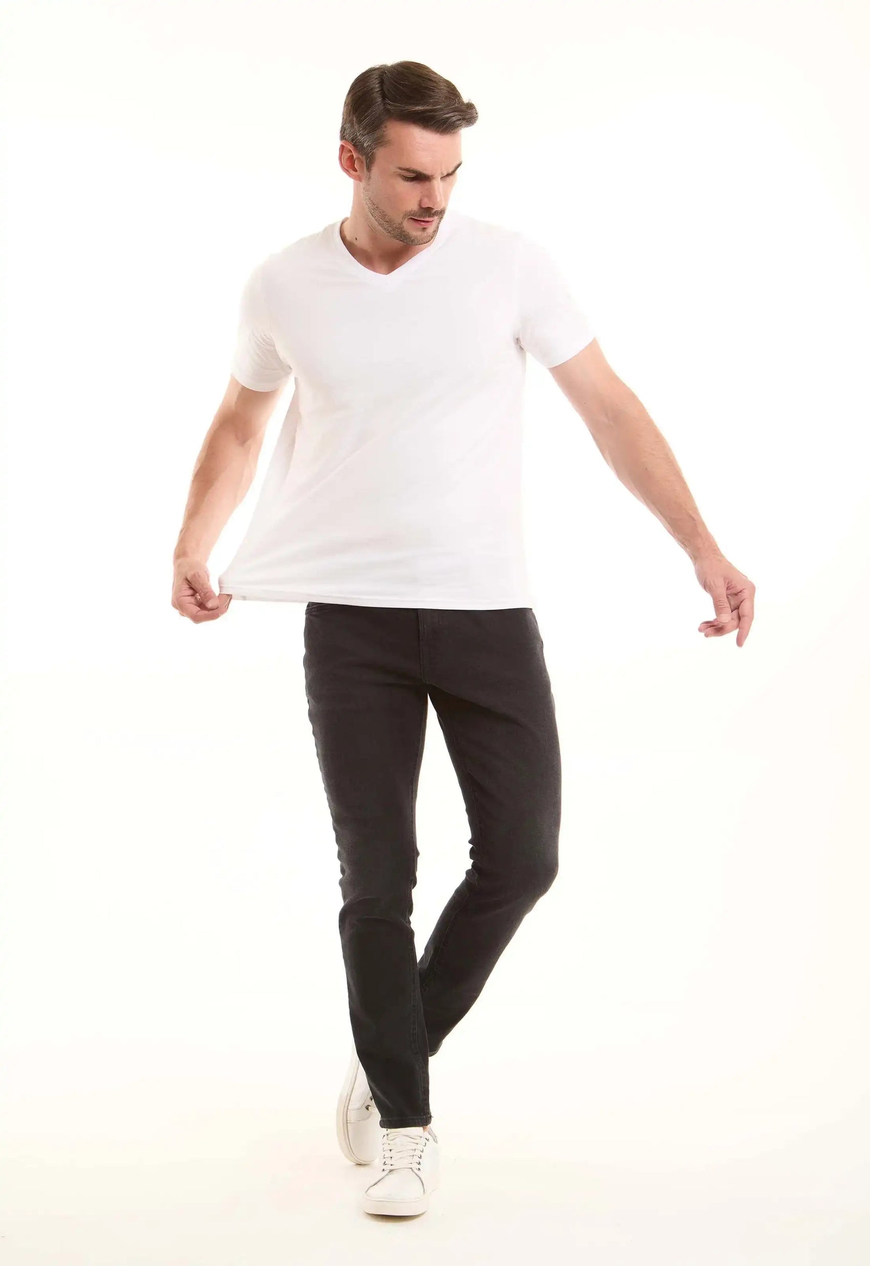 Slim-Fit Stretch Jeans