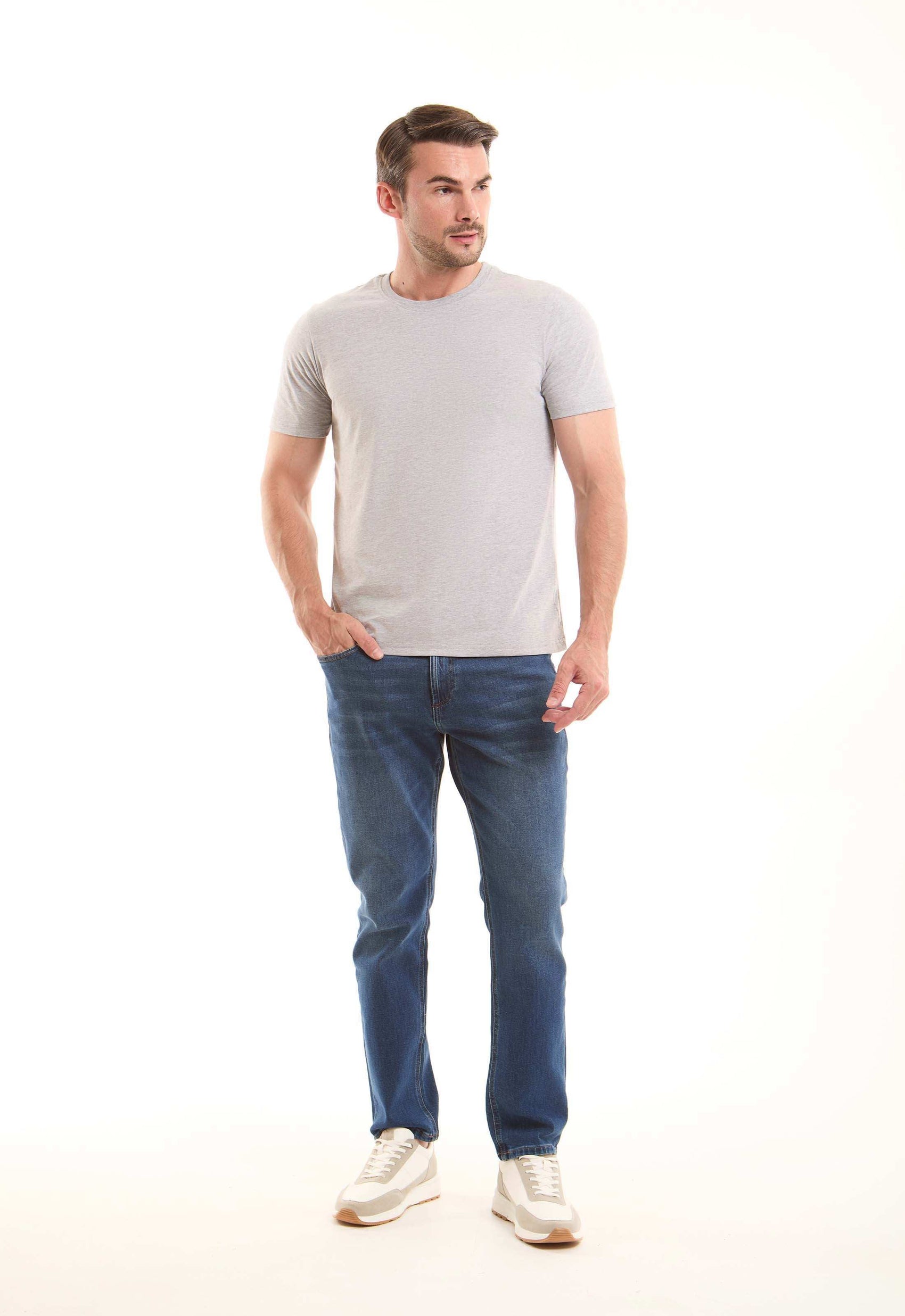 Slim-Fit Stretch Jeans