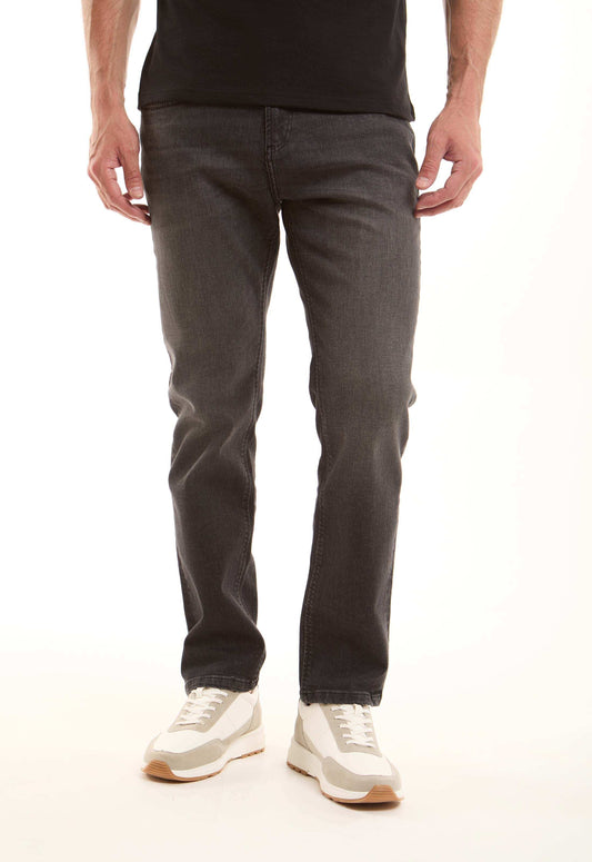 Everyday Straight Comfort Jeans