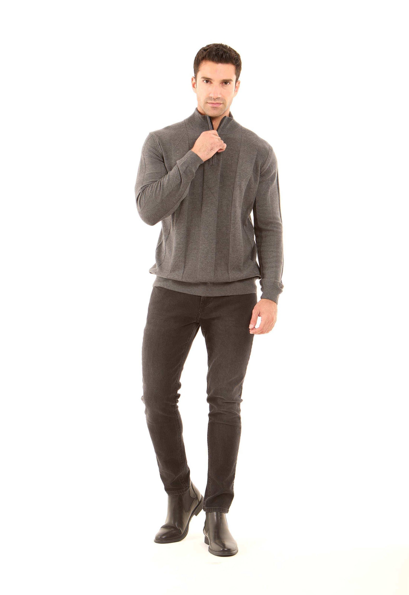 Quarter Zip Neck Regular Fit Sweater