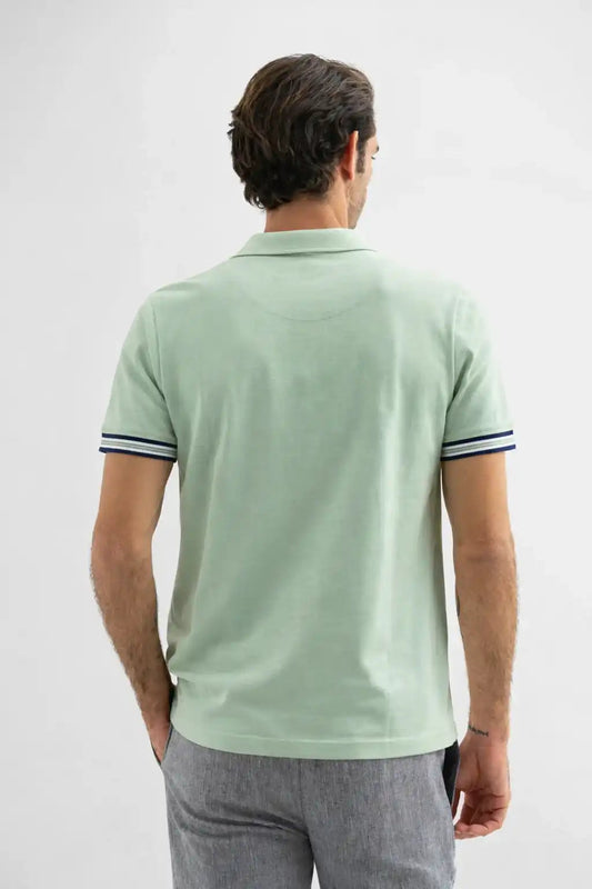 بولو أخضر فاتح بسحاب