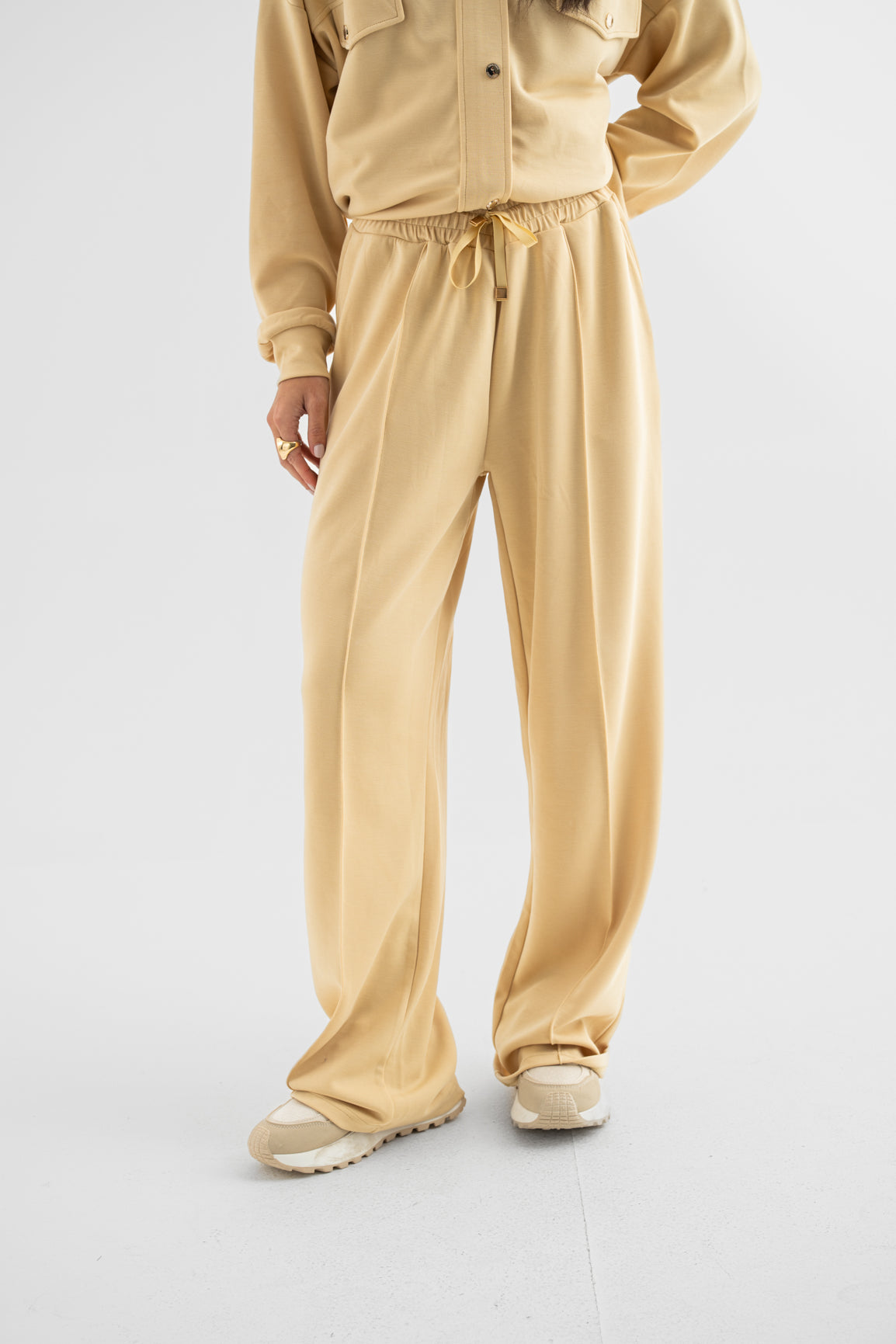 Sand Ease Wide-Leg Pants