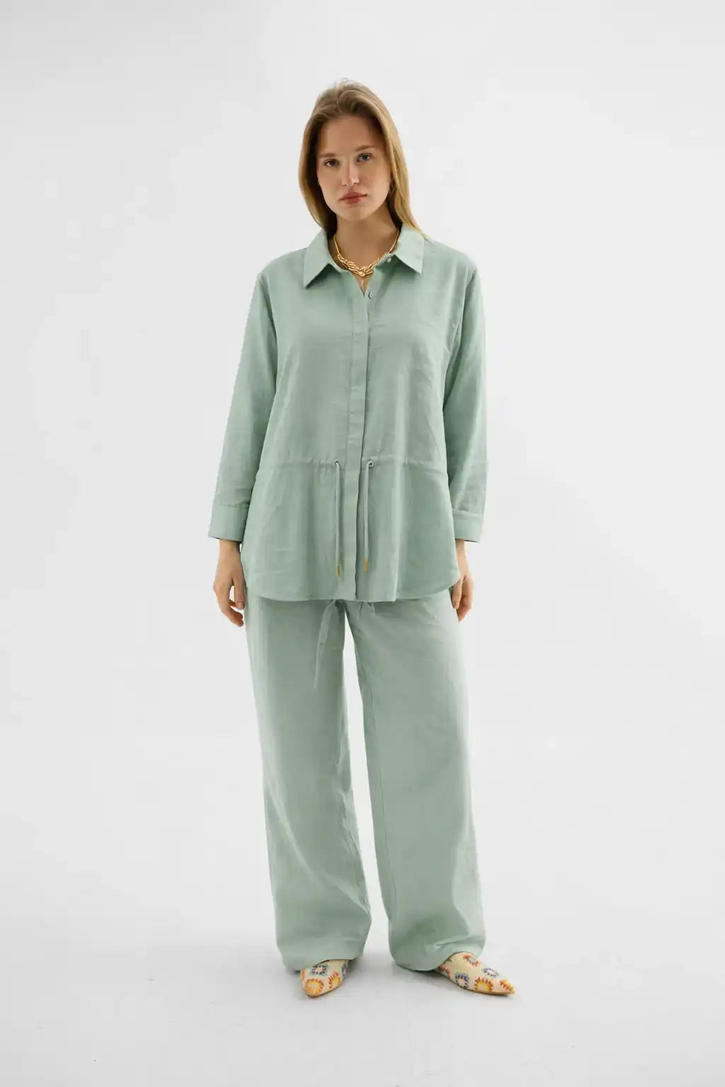 Relaxed Drawstring Wide-Leg Pants